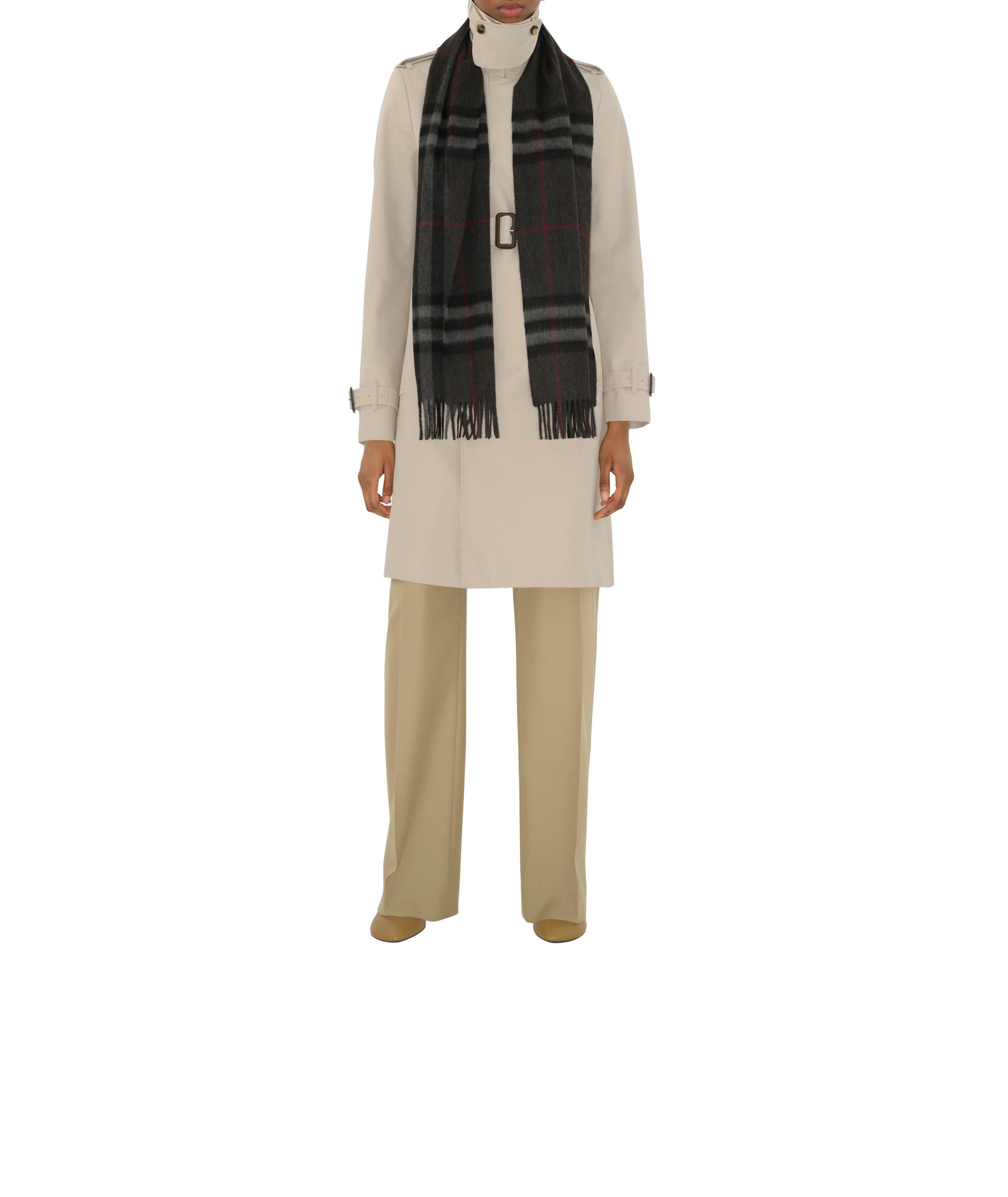 Thumbnail to select image 3