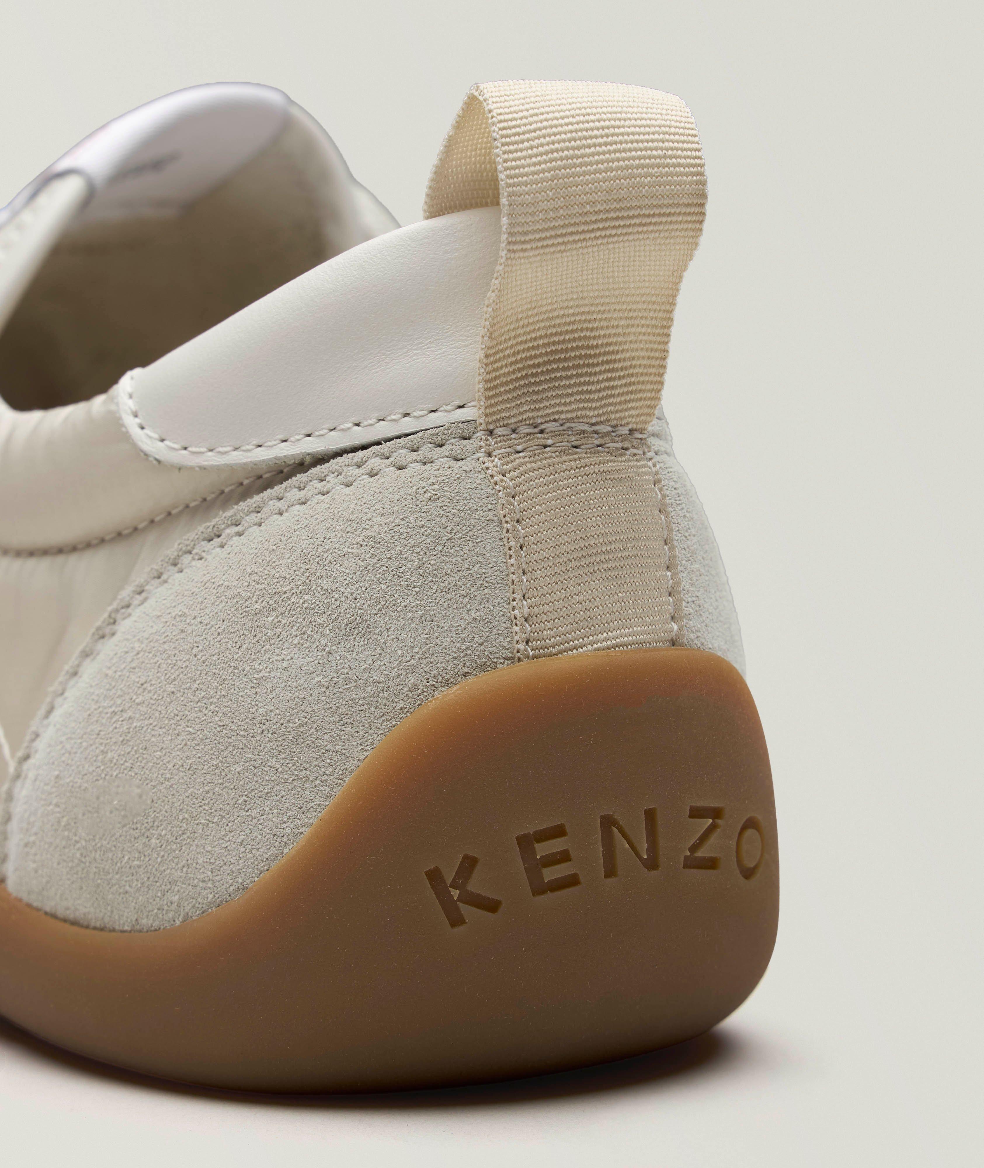 Thumbnail to select image 3