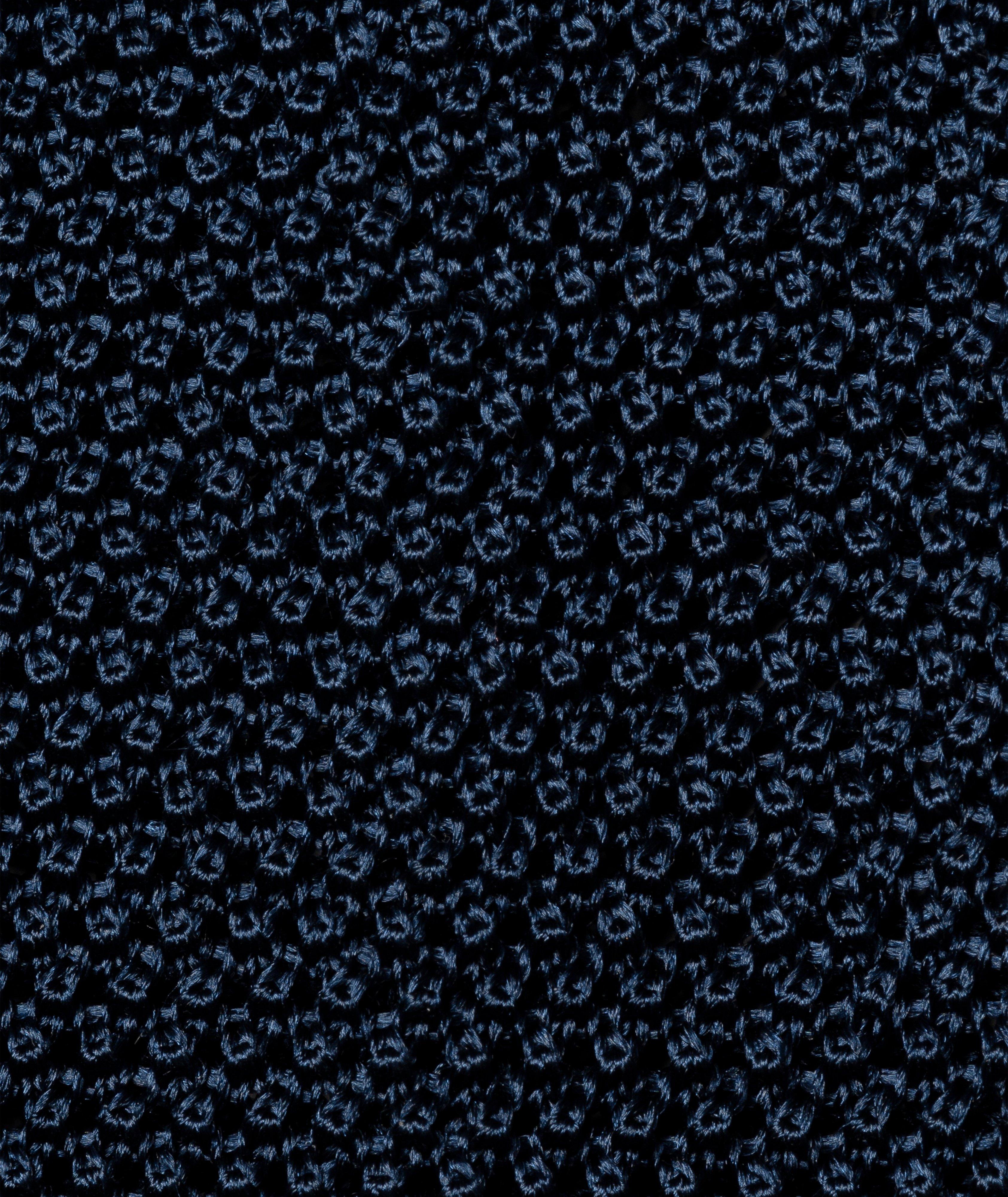 Thumbnail to select image 3