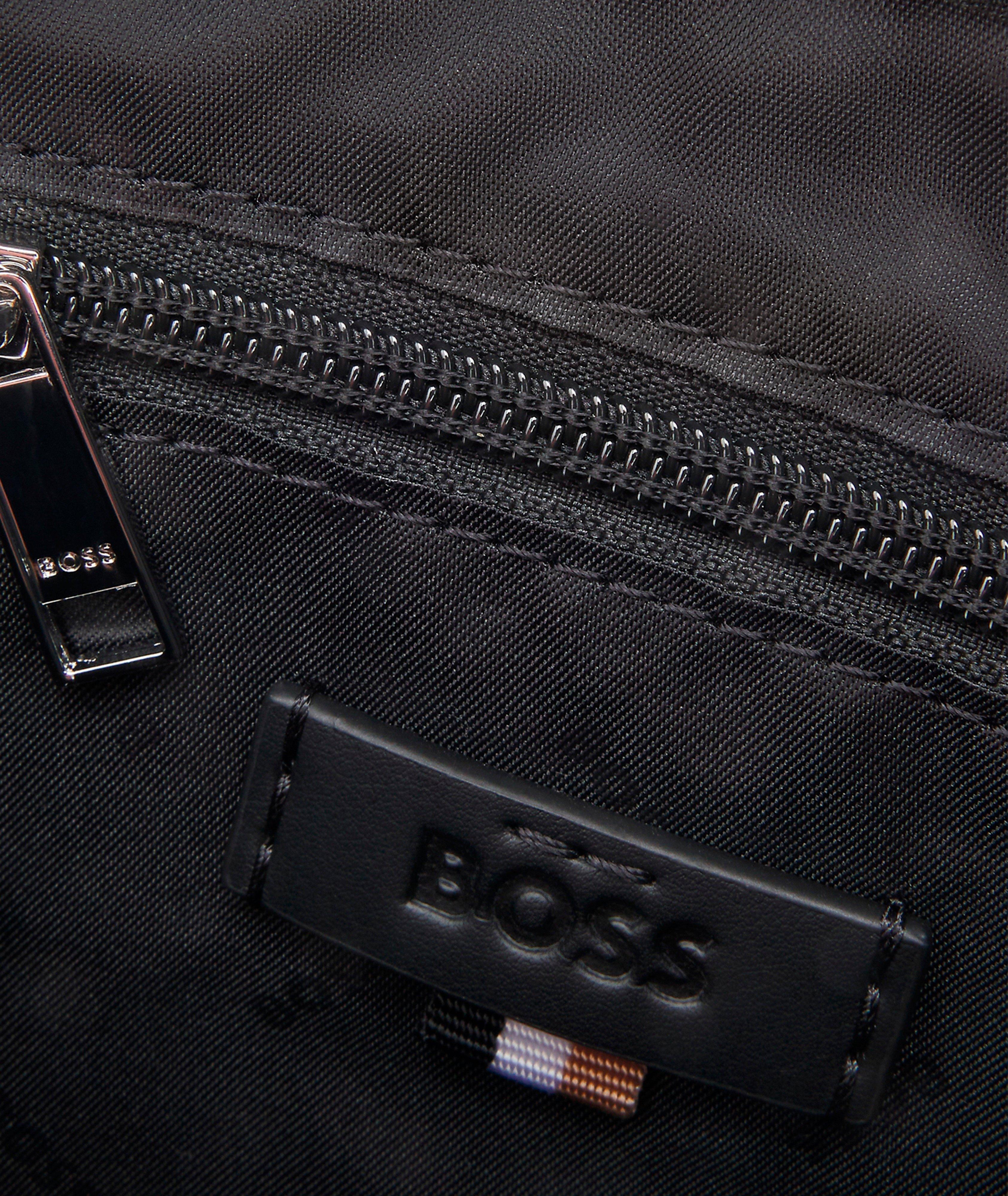 Thumbnail to select image 3