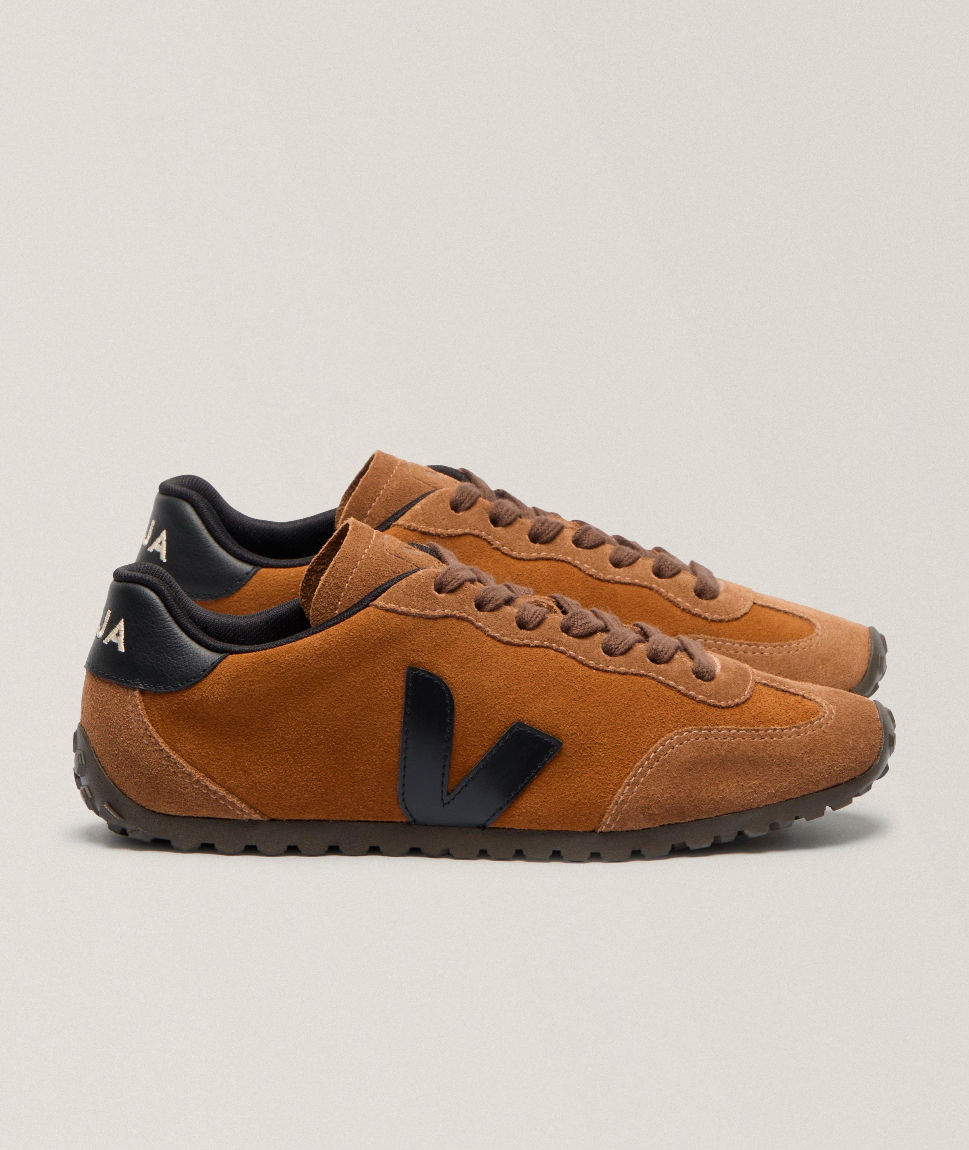 VEJA Chaussures sport en suède GT Pierre