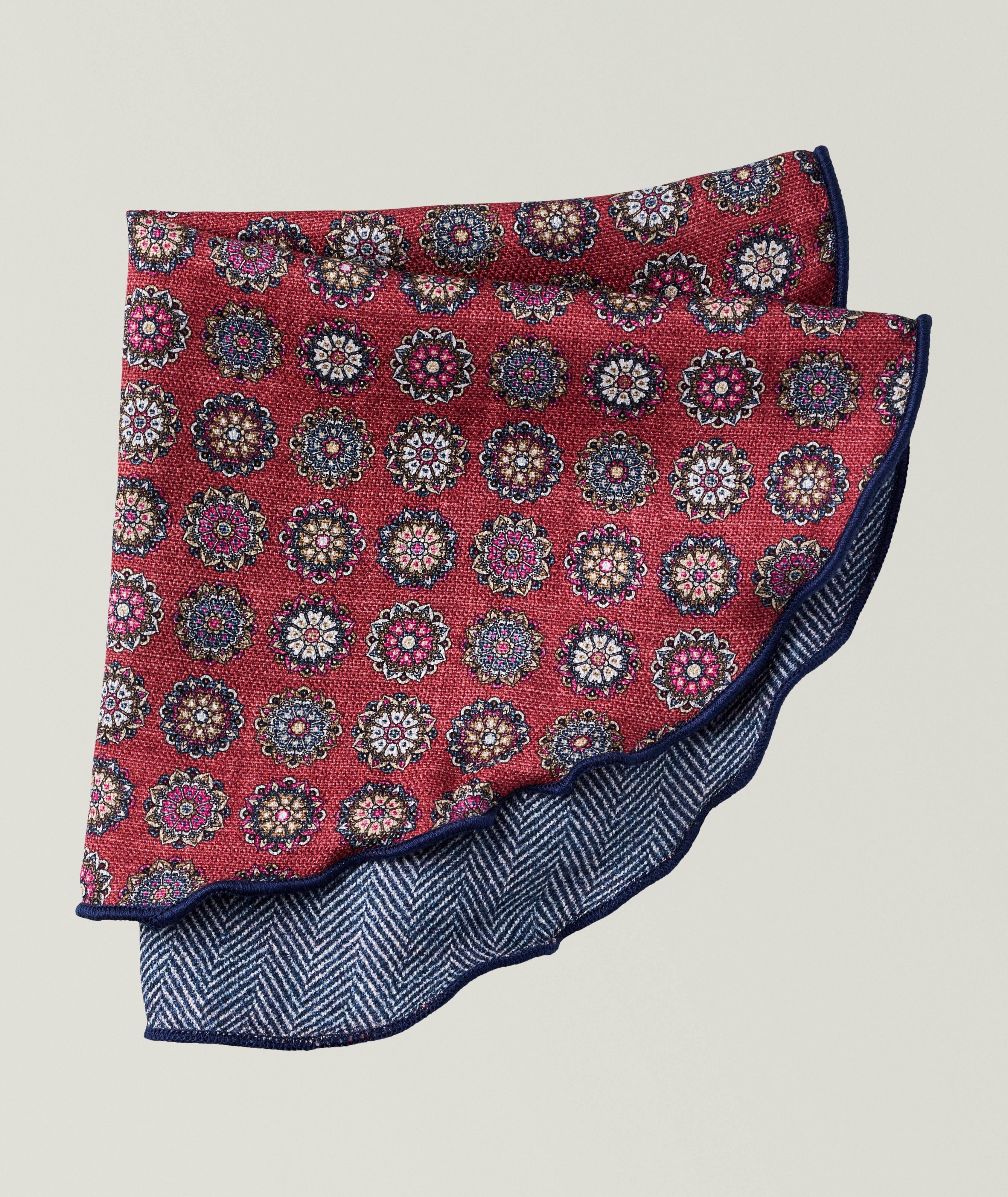 Textured Floral Silk Pocket Circle image 0