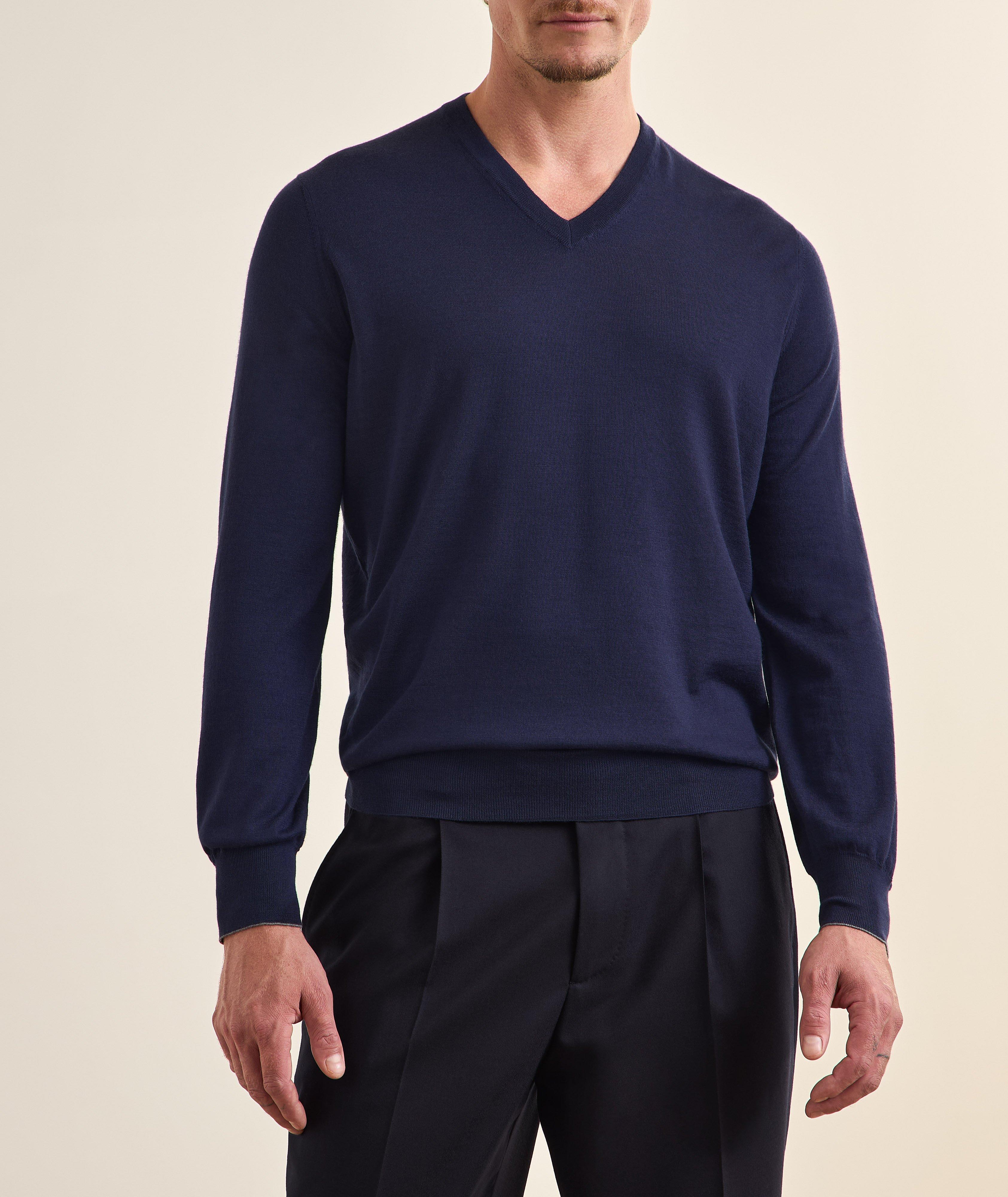 Brunello Cucinelli Fine Gauge Wool-Cashmere V-Neck Sweater