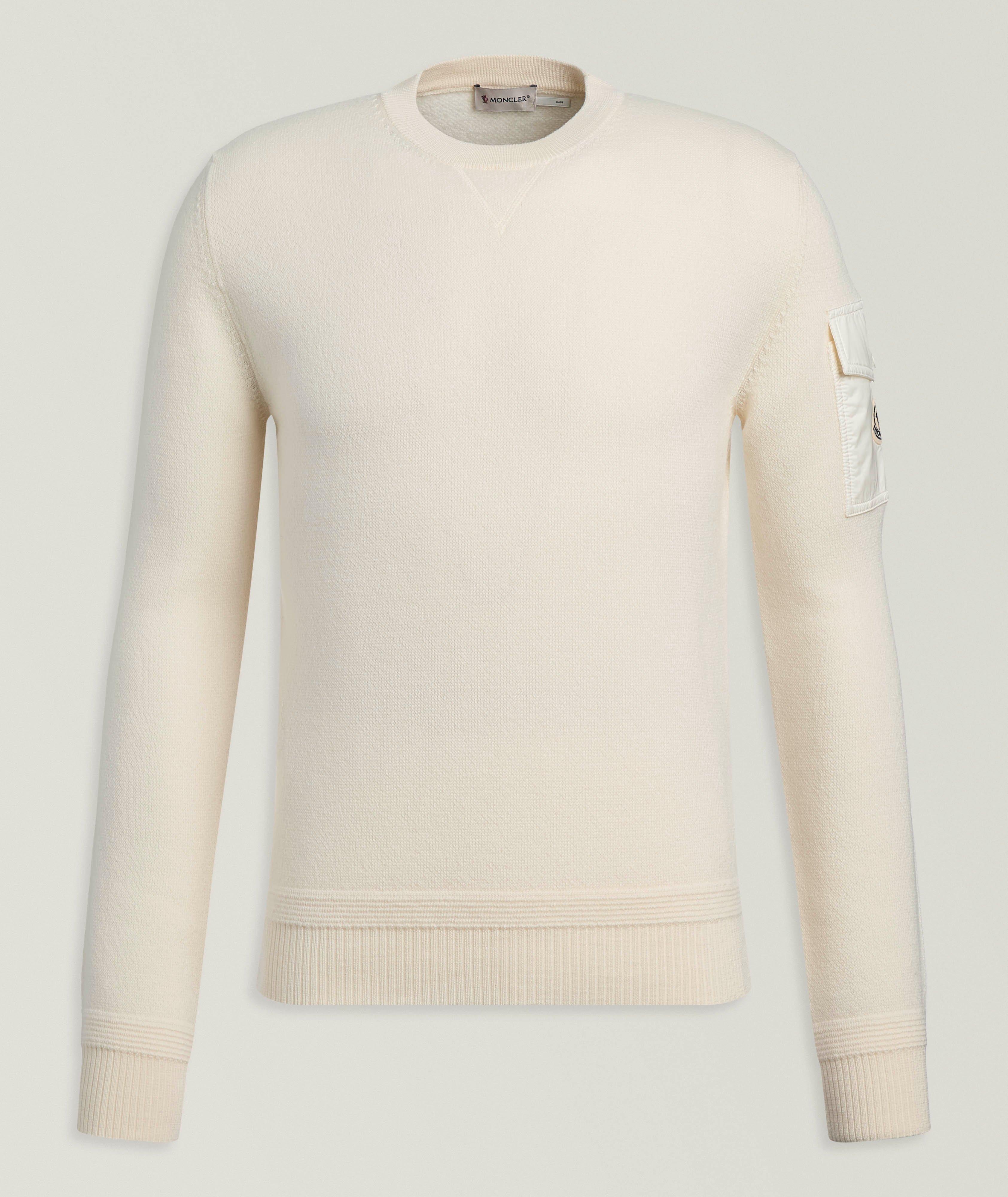 Moncler Pull laine vierge poche manche
