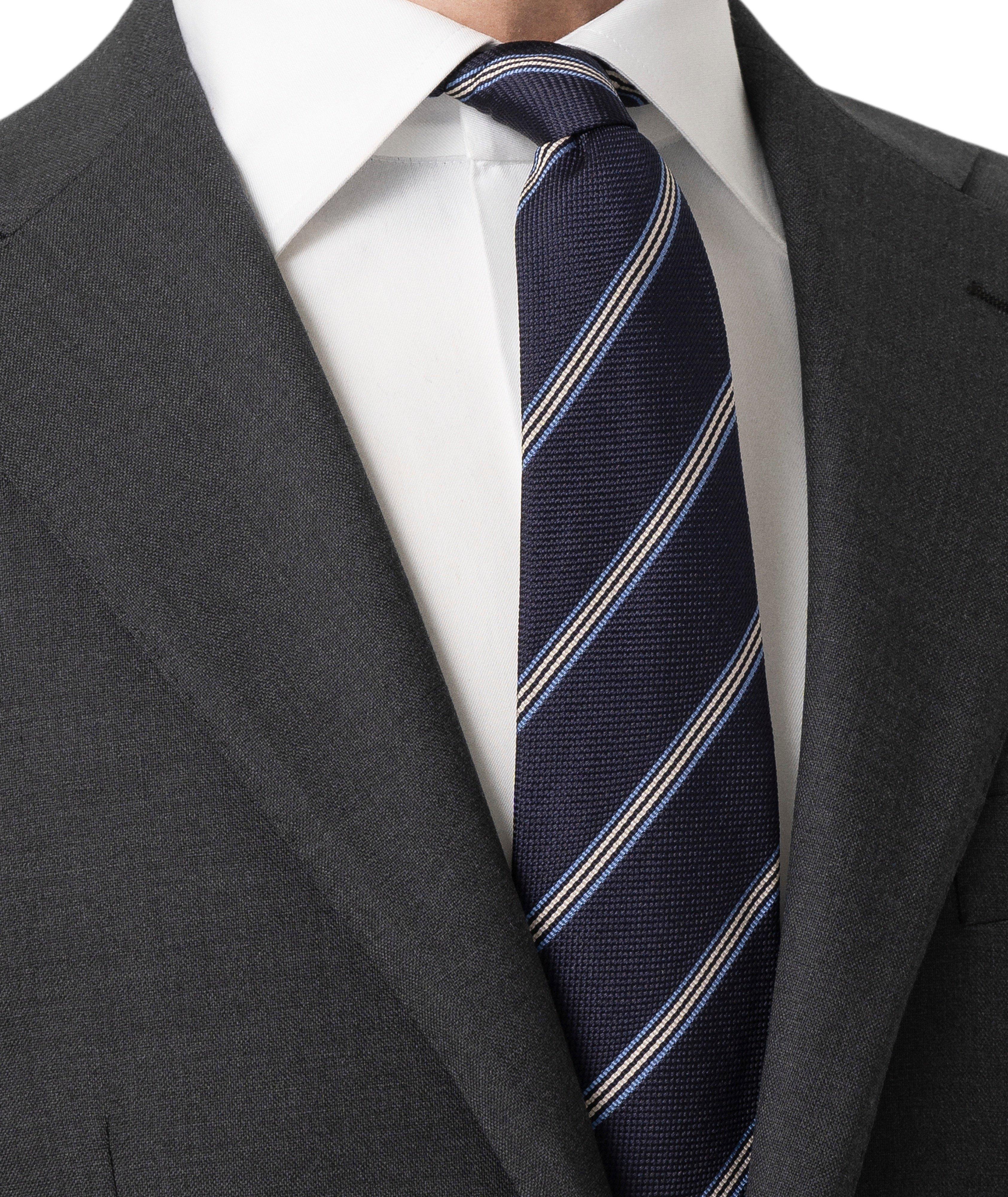 Thumbnail to select image 4