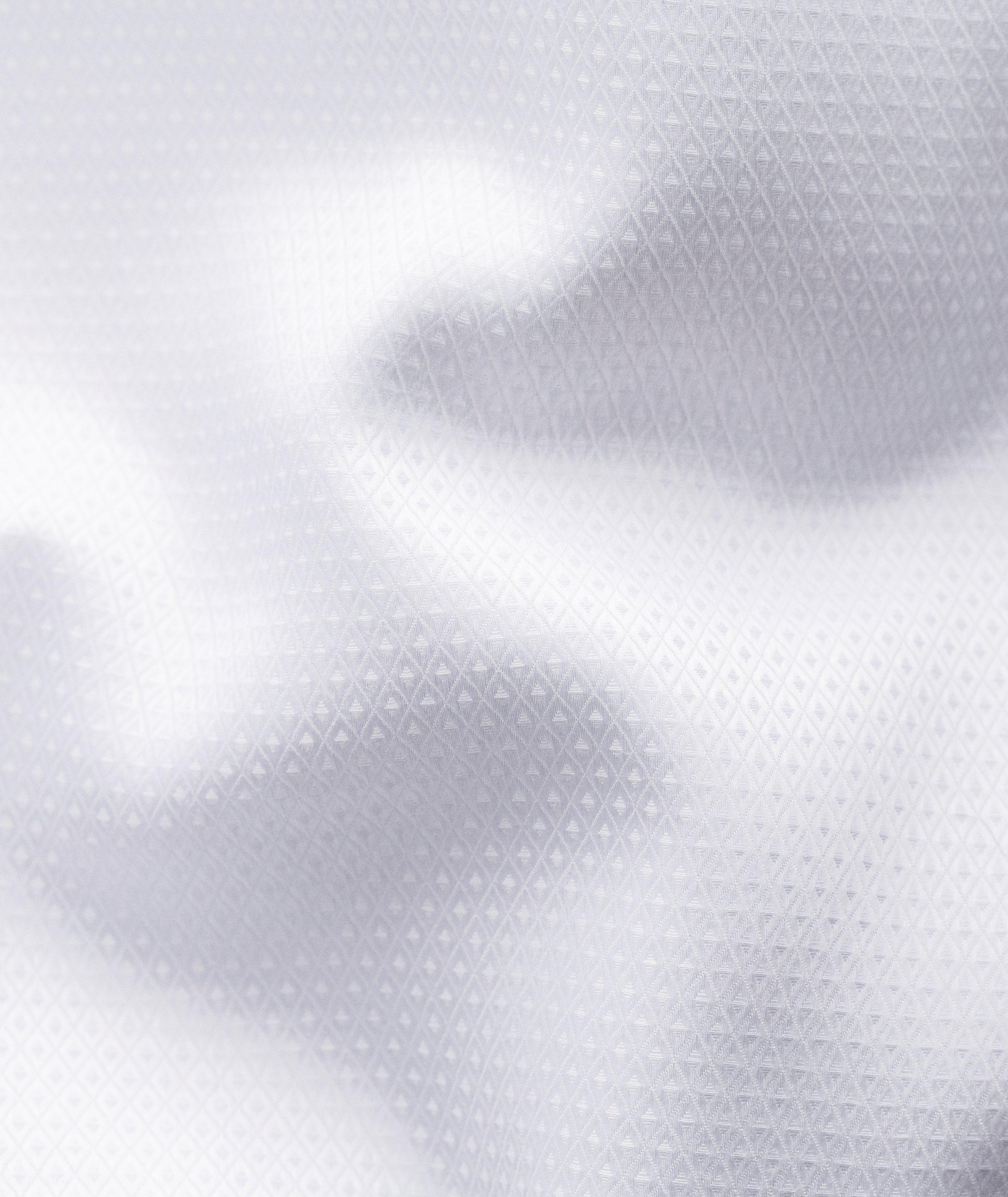 Contemporary-Fit Diamond Weave Tuxedo Shirt  image 6