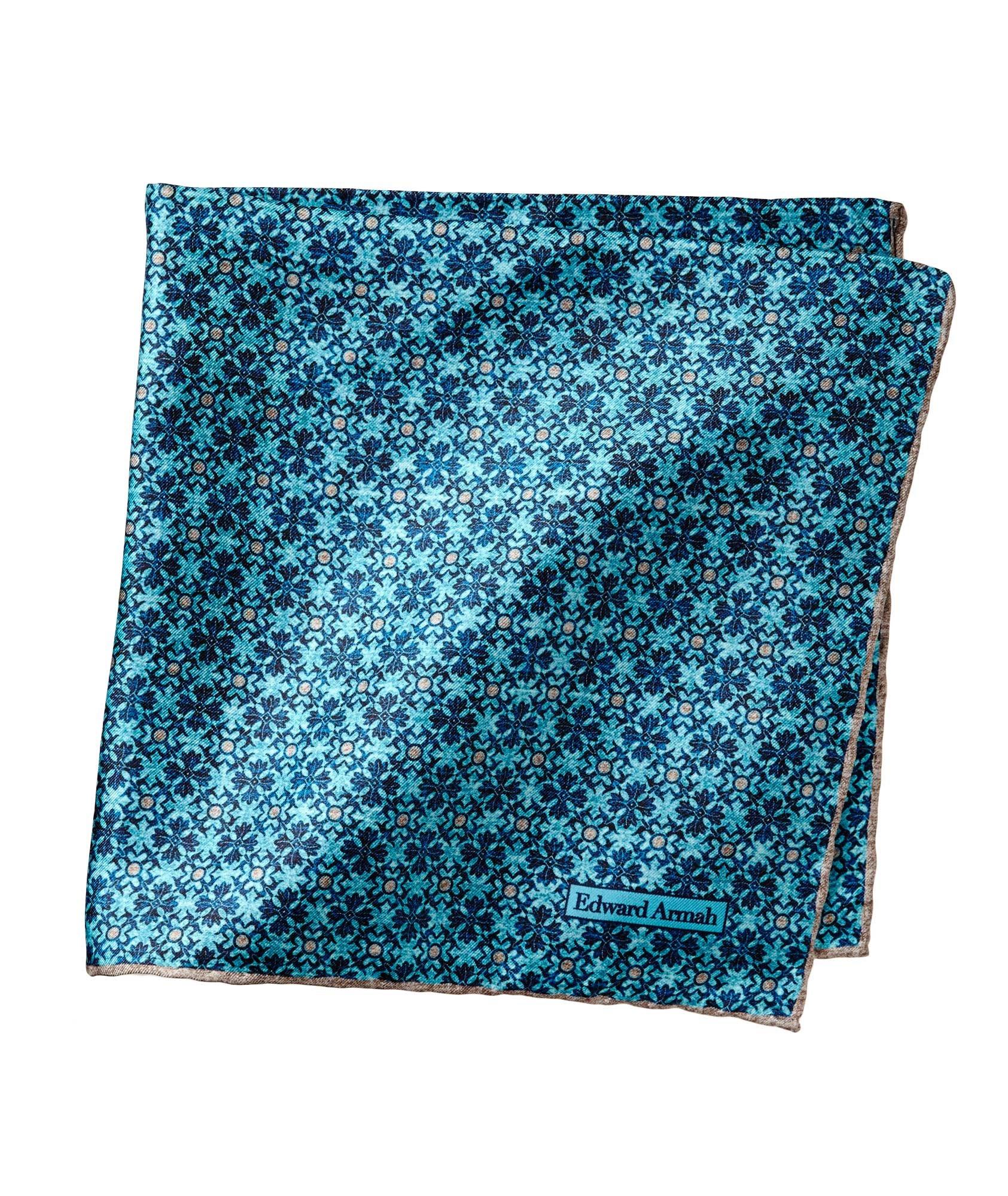 Mouchoir de poche en soie à fins motifs image 0
