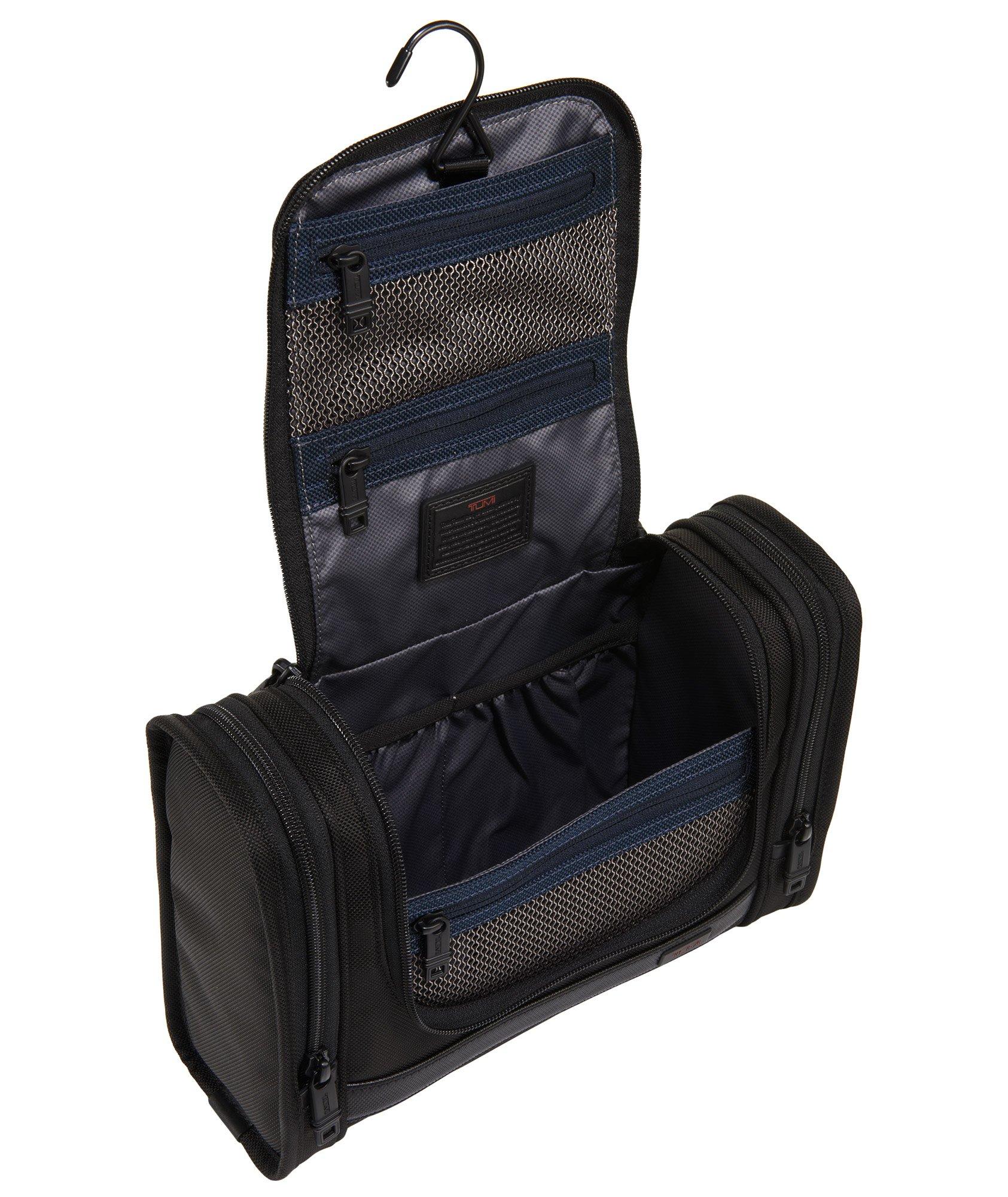 Alpha 2 Hanging Travel Kit image 3