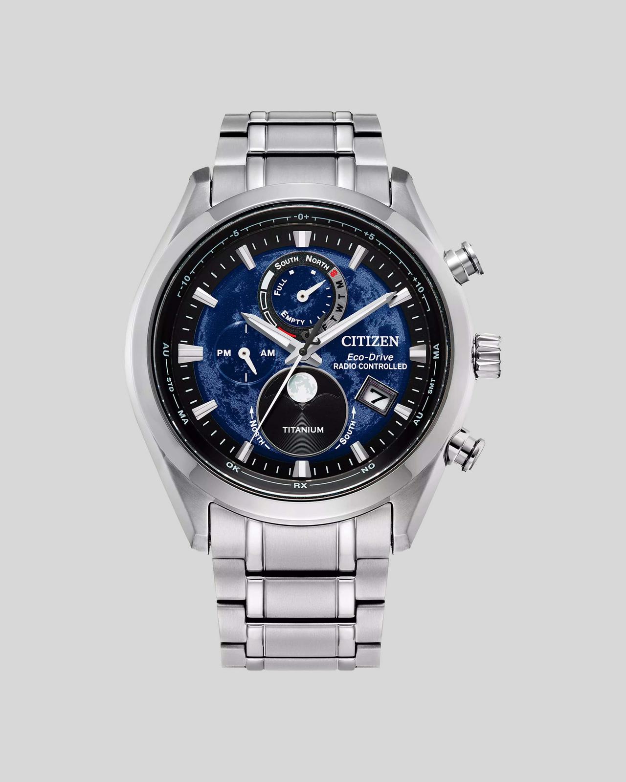 Montre Tsuki-yomi solaire avec bracelet en titane, Citizen