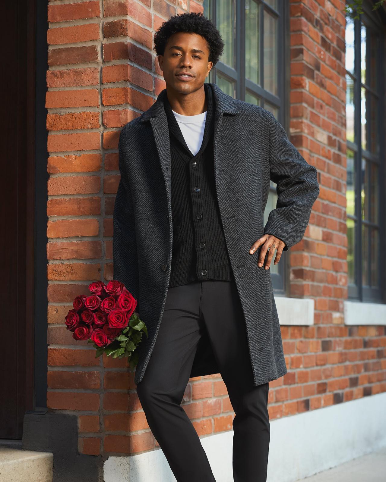 Male wearing outfit signifying classy yet casual