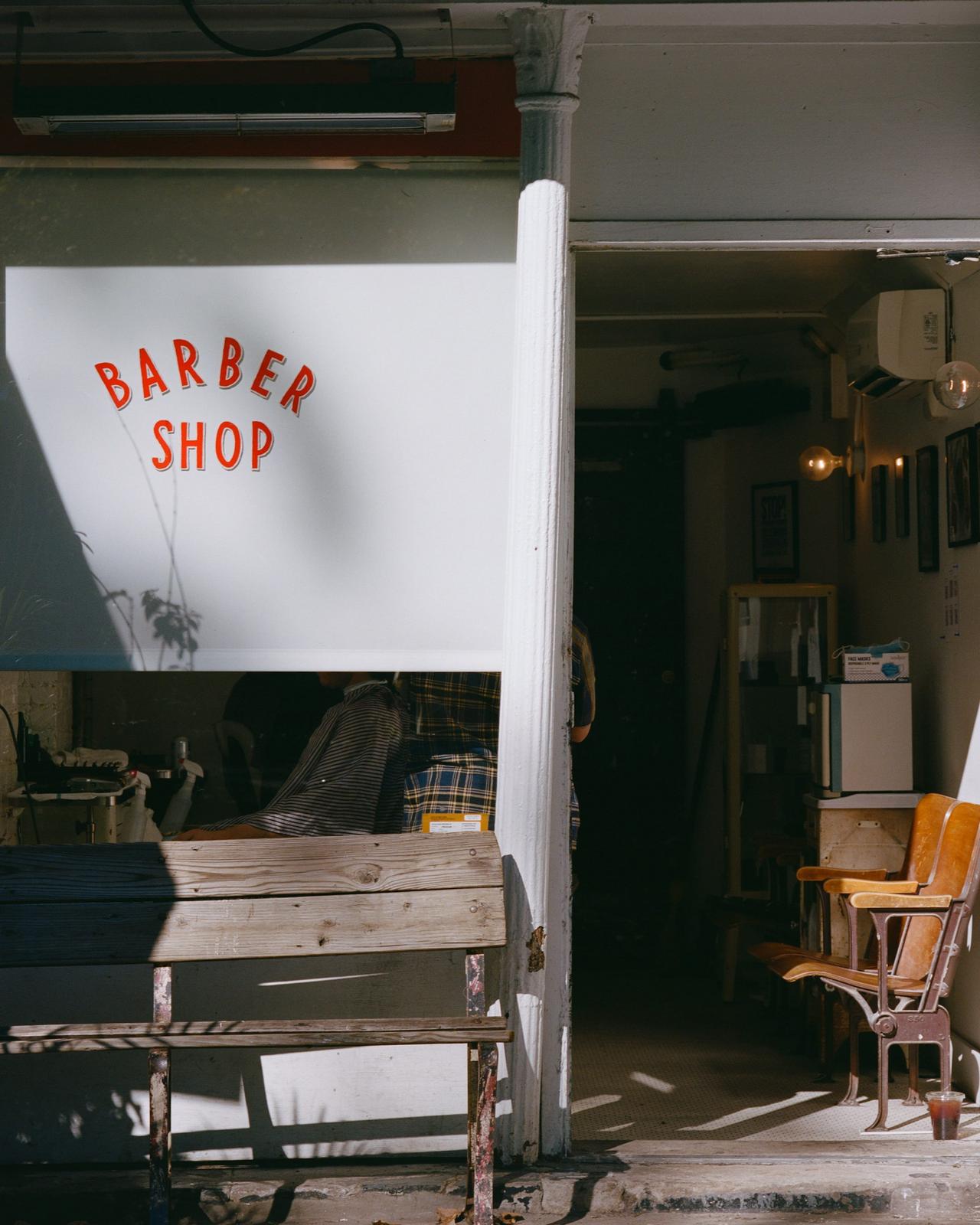 Image of the barber shop