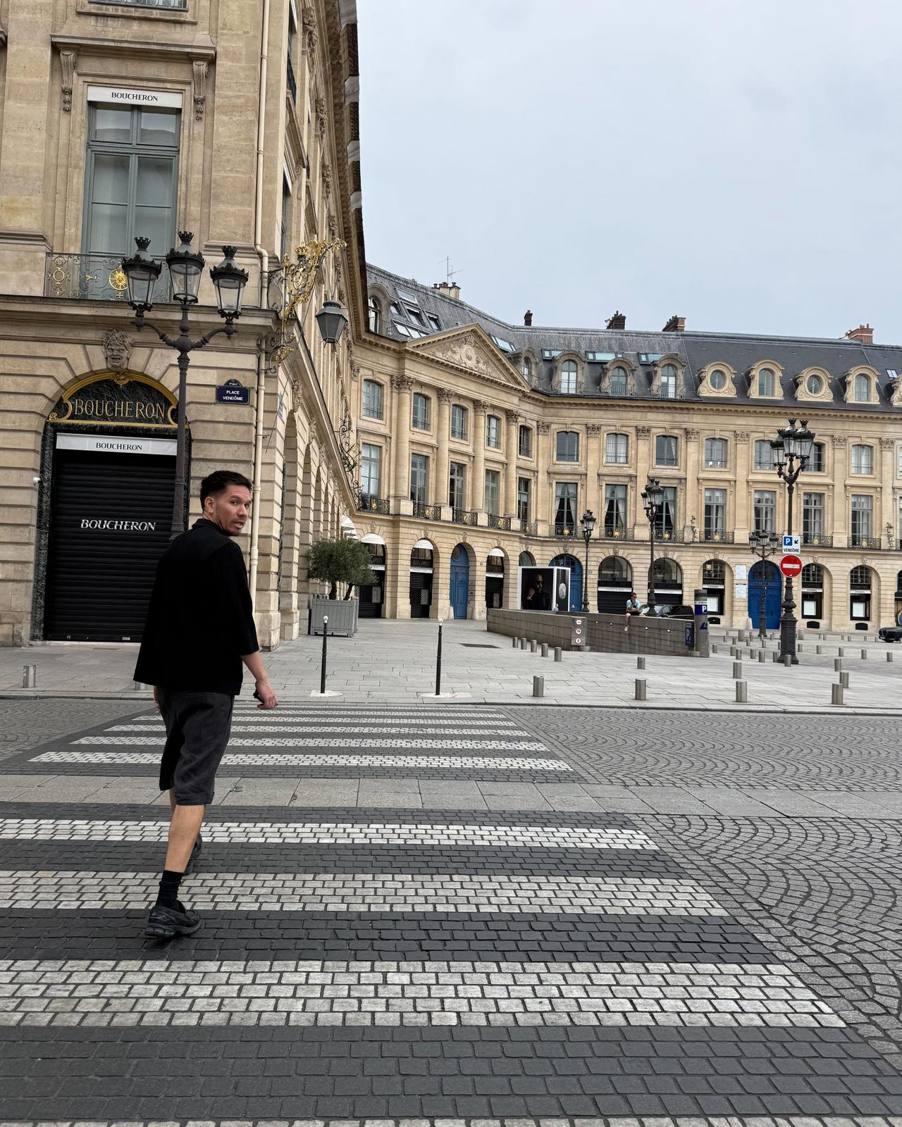 Comme des Garçons Homme showroom