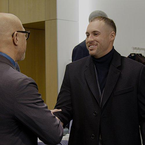 George Springer se prépare pour les fêtes en BOSS chez Harry Rosen 