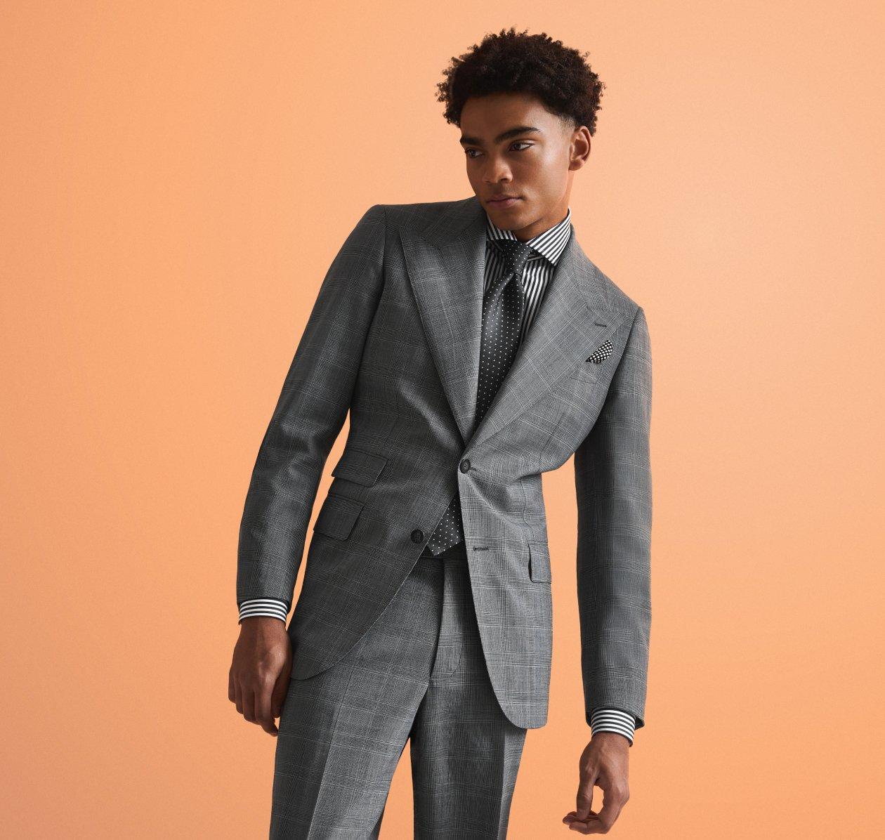 Mannequin portant un complet sur mesure Harold gris