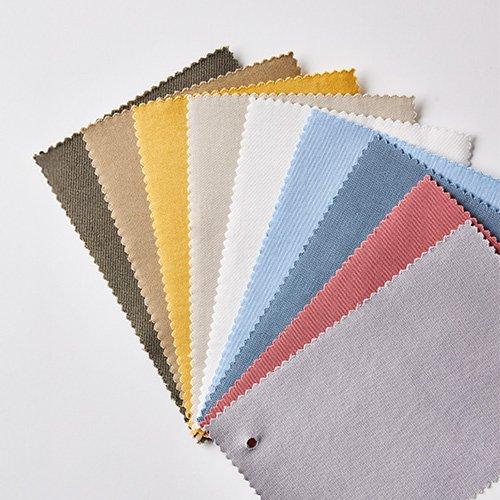 Tissu de laine en couleurs assorties