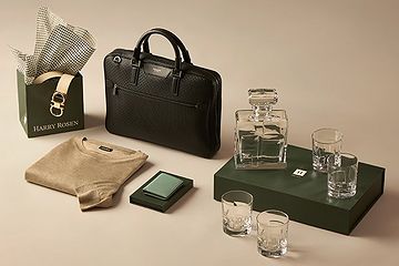 Image 29: Collection of curated gifts for men