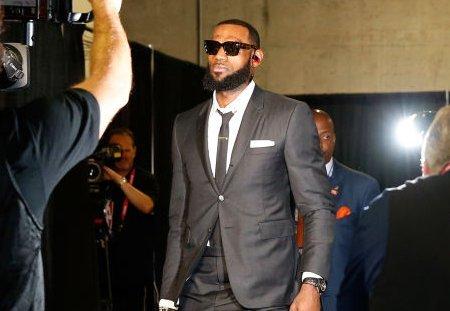 NBA Relaxes Dress Code for Coaches - Sports Illustrated FanNation