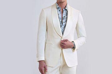 Image 7: Male model wearing TOM FORD