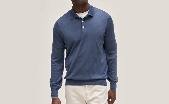 Homme portant un polo Brunello Cucinelli