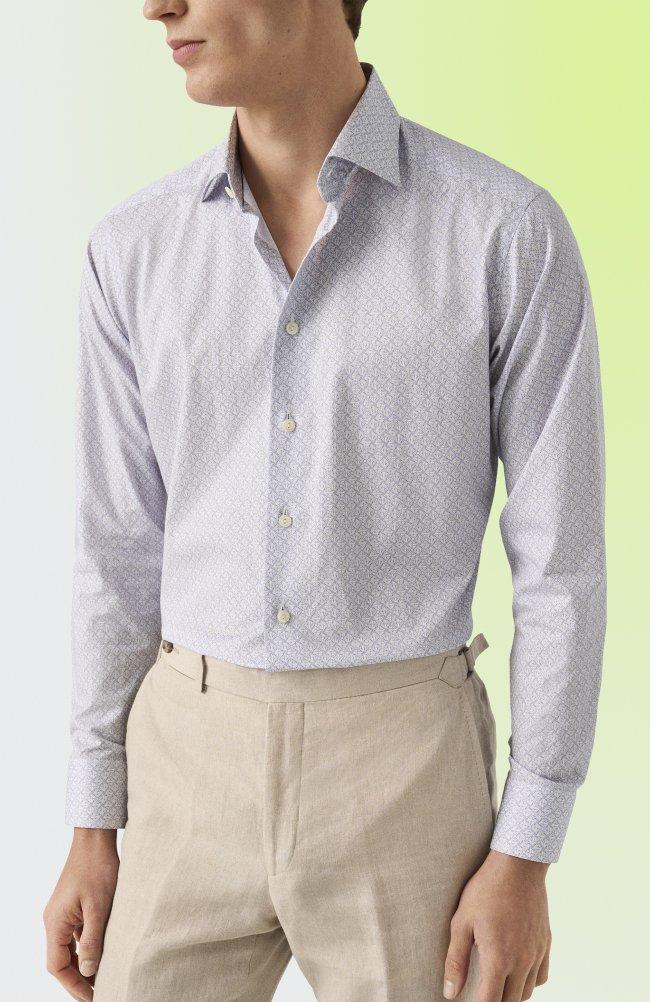 mannequin portant un chemise par Eton 