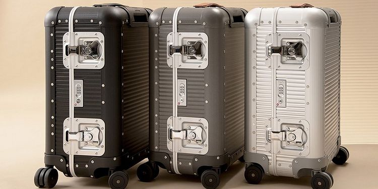 FPM Bank Spinner 55M Carry-On Luggage | Bags & Cases | Harry FPM Bank Spinner 55M Carry-On Luggage | Bags & Cases | Harry