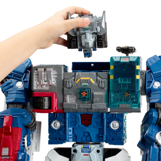 Transformers Generations Titans Return Titan Class Fortress Maximus Figure Hasbro Pulse