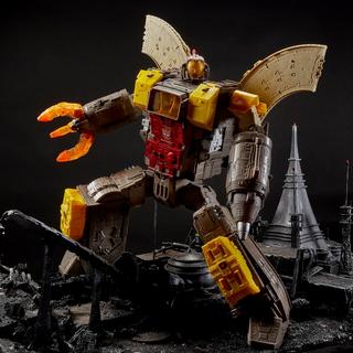 Transformers Generations War for Cybertron Titan WFC-S29 Omega Supreme