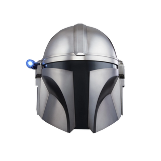 STAR WARS The Black Series The Mandalorian Premium Electronic Helmet Roleplay Collectible