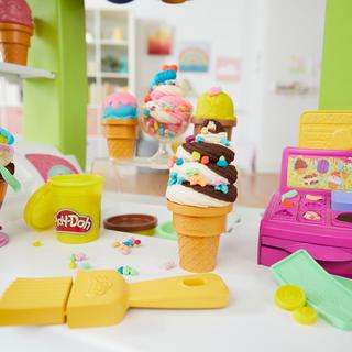 Play-Doh Kitchen Creations Ultimate Ice Cream Truck Playset