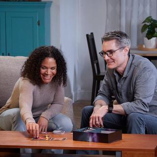 Clue Treachery at Tudor Mansion