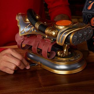 Magic: The Gathering Chandra Pyromancer’s Gauntlet, article de cosplay/roleplay à collectionner