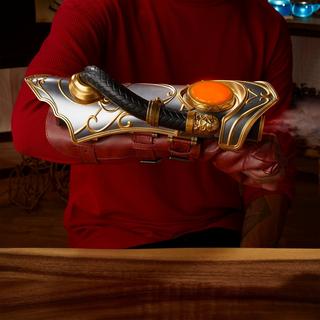 Magic: The Gathering Chandra Pyromancer’s Gauntlet Cosplay/Roleplay Collectible