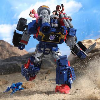 Transformers Collaborative G.I. Joe x Transformers Soundwave Dreadnok Thunder Machine, Zartan & Zarana