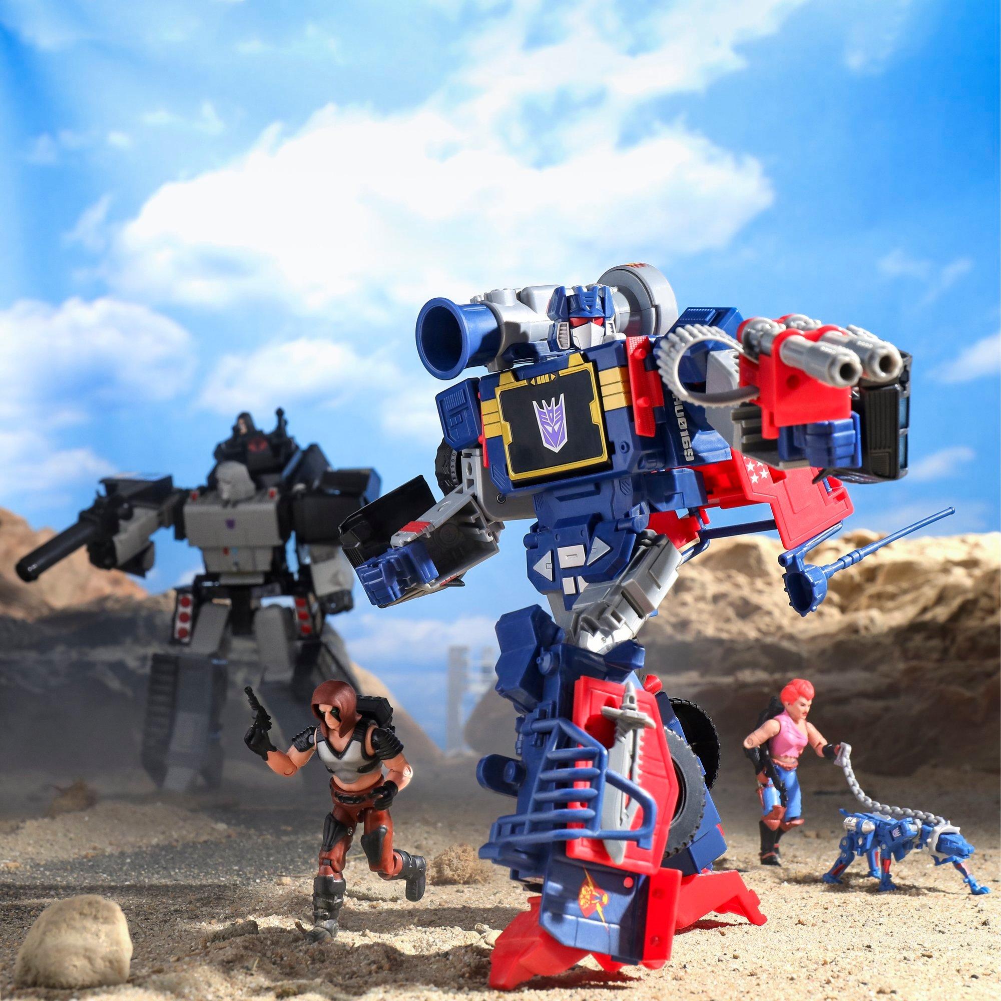 Transformers Collaborative G.I. Joe x Transformers Soundwave Dreadnok ...