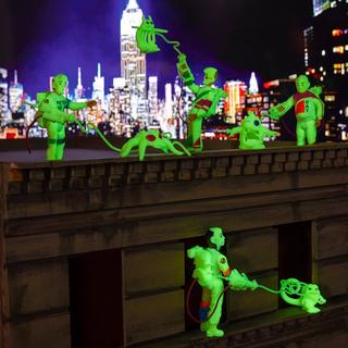 Ghostbusters Kenner Classics The Real Ghostbusters Ecto-Glow Heroes Collector’s Set