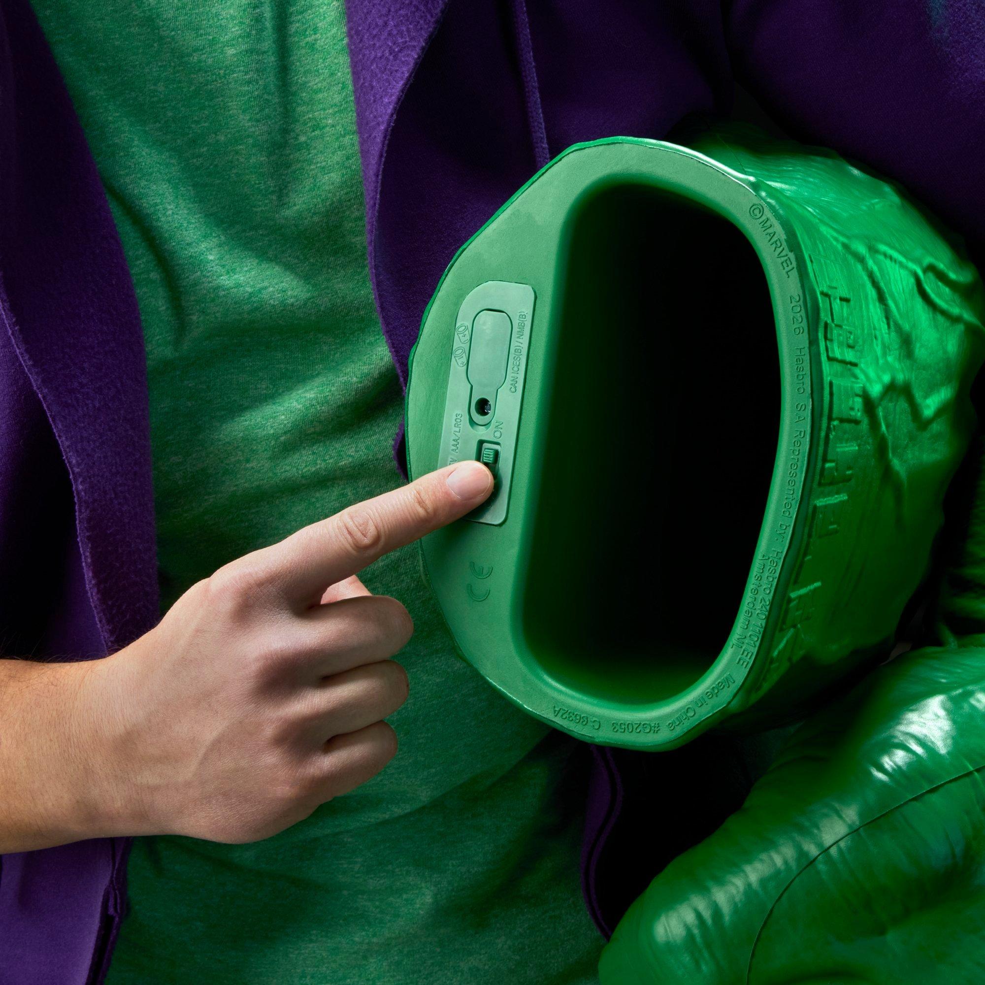 Marvel Legends Series Incredible Hulk Premium Roleplay Fists