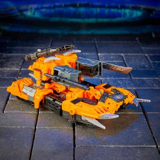 Transformers Age of the Primes Leader Class Herald of Unicron