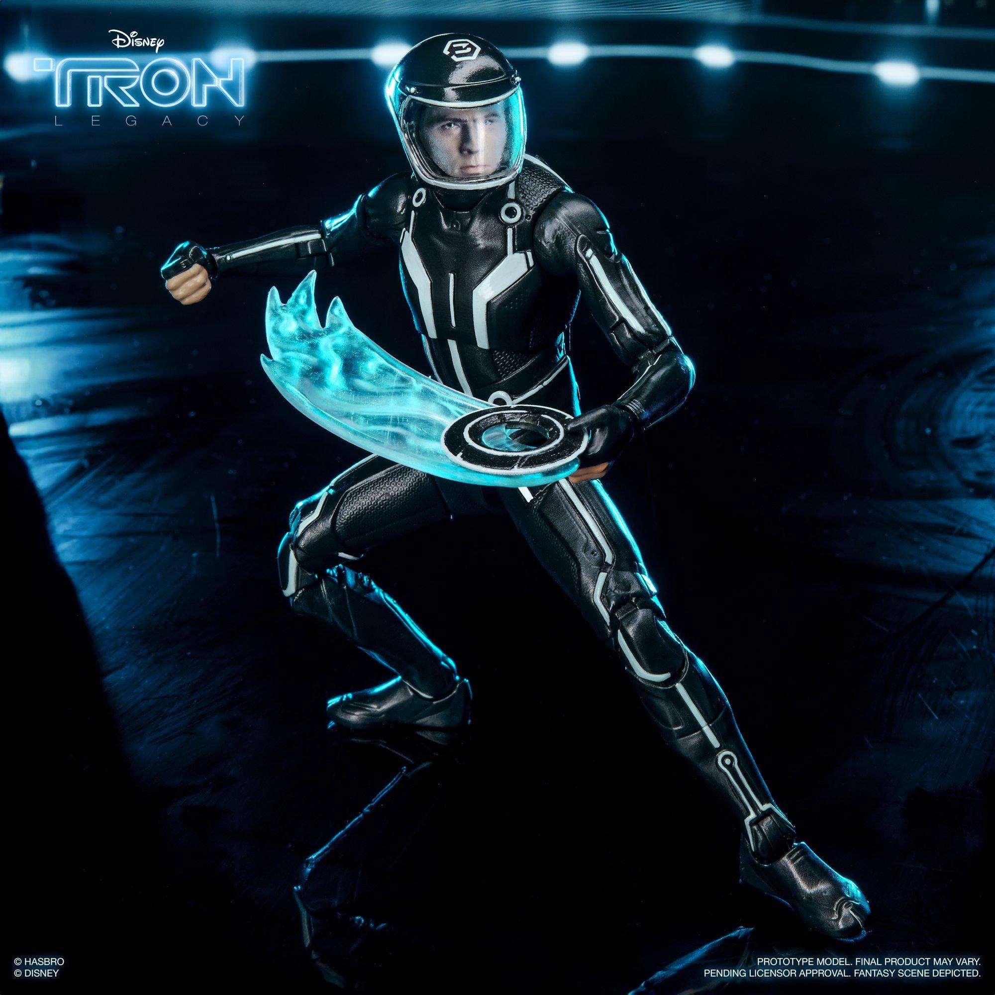 Tron: Legacy Light Cycle Power Pack & Sam Flynn Action Figure