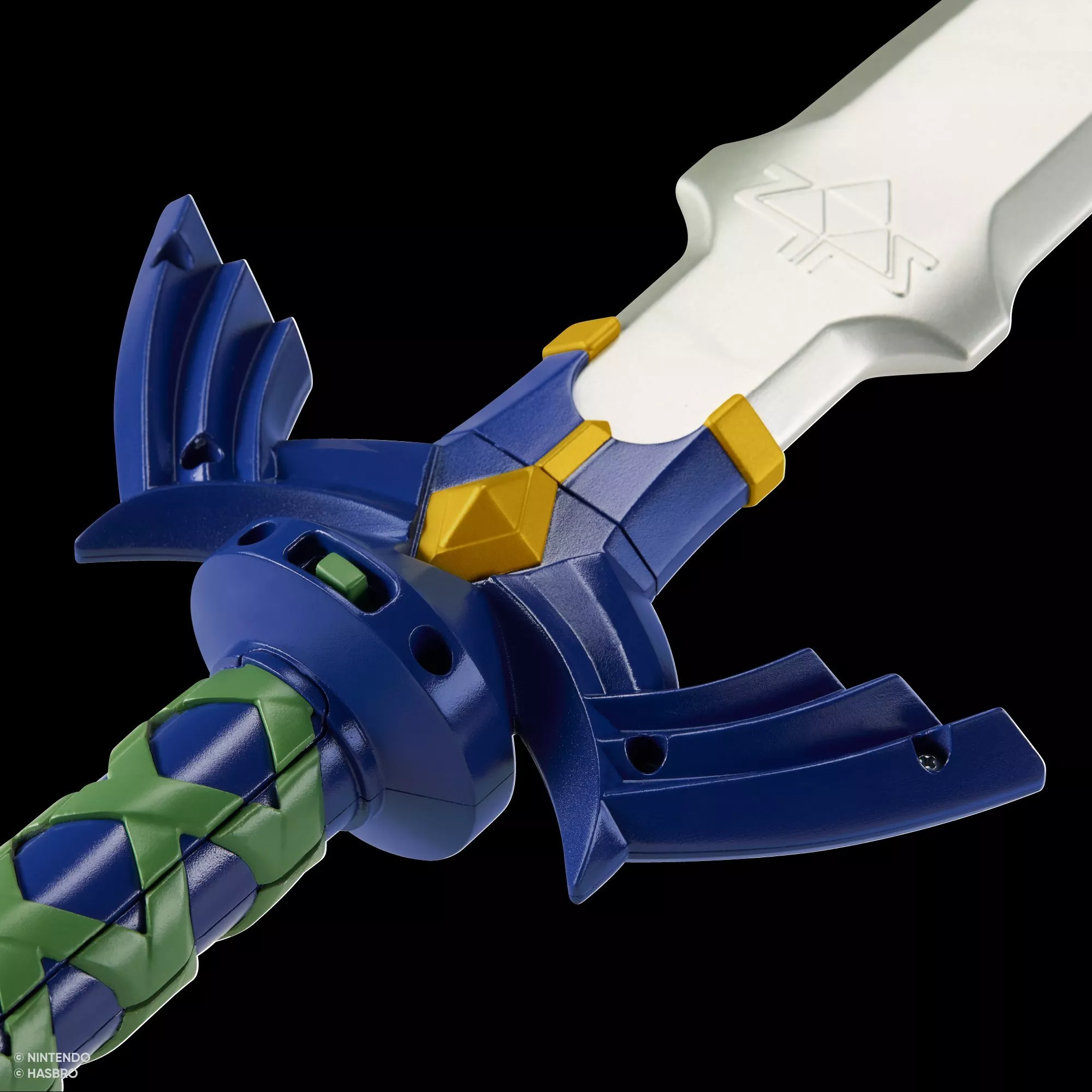 Detail Master Sword Elektronik Hasbro untuk koleksi penggemar Zelda