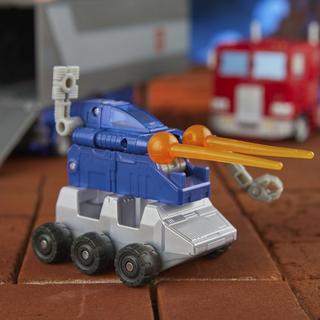 Transformers Studio Series Commander Class, Optimus Prime 86-31 ispirato al film ""The Transformers: The Movie""