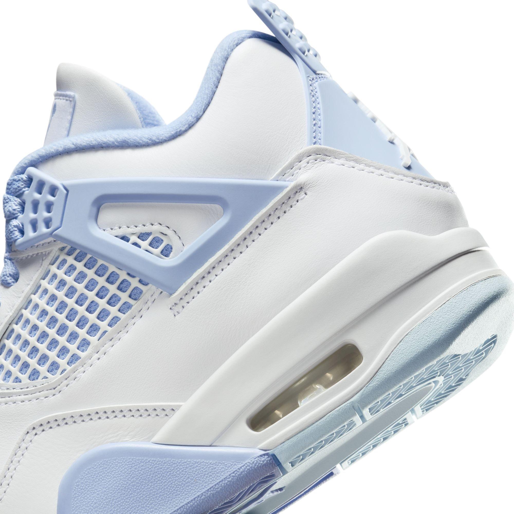 Jordan 4 Retro "Forget Me Not" Heel Detail