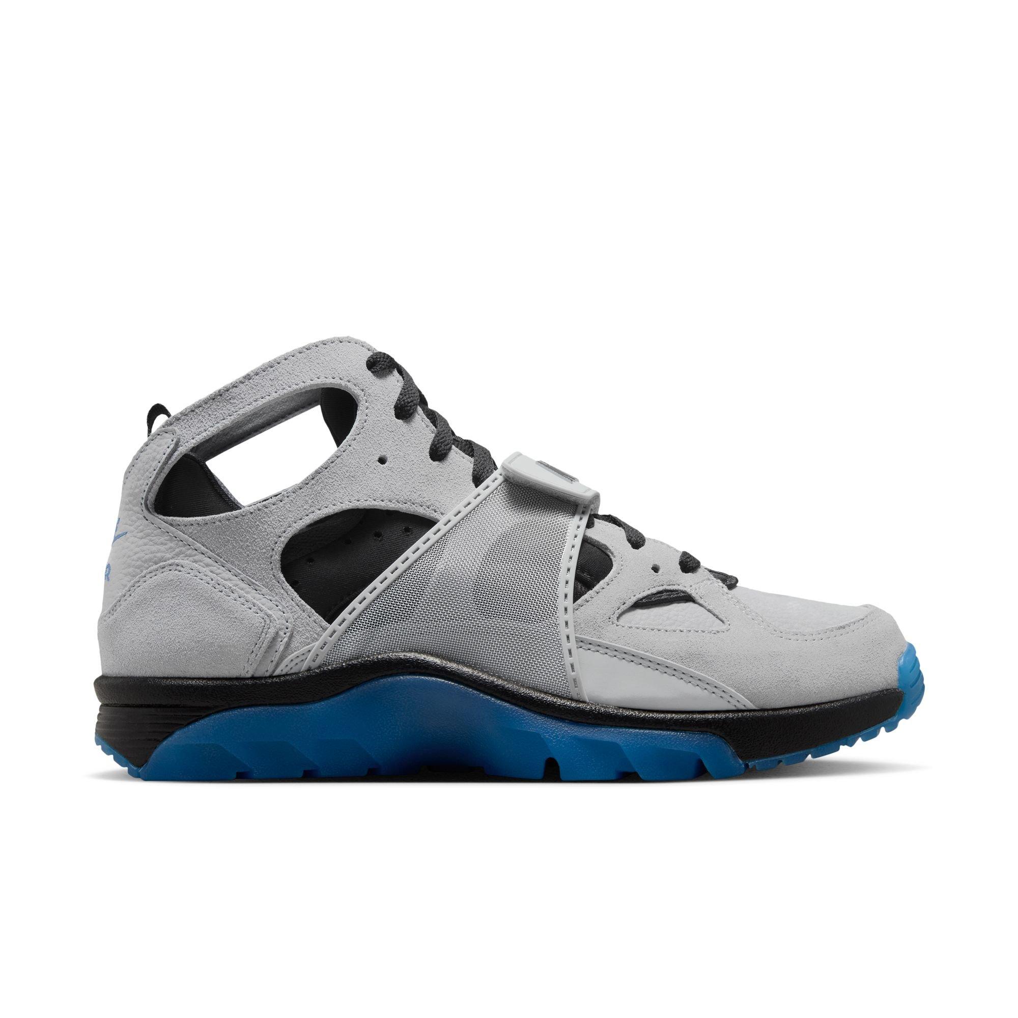 Air Trainer Huarache "Cool Grey" Side View of Shoe