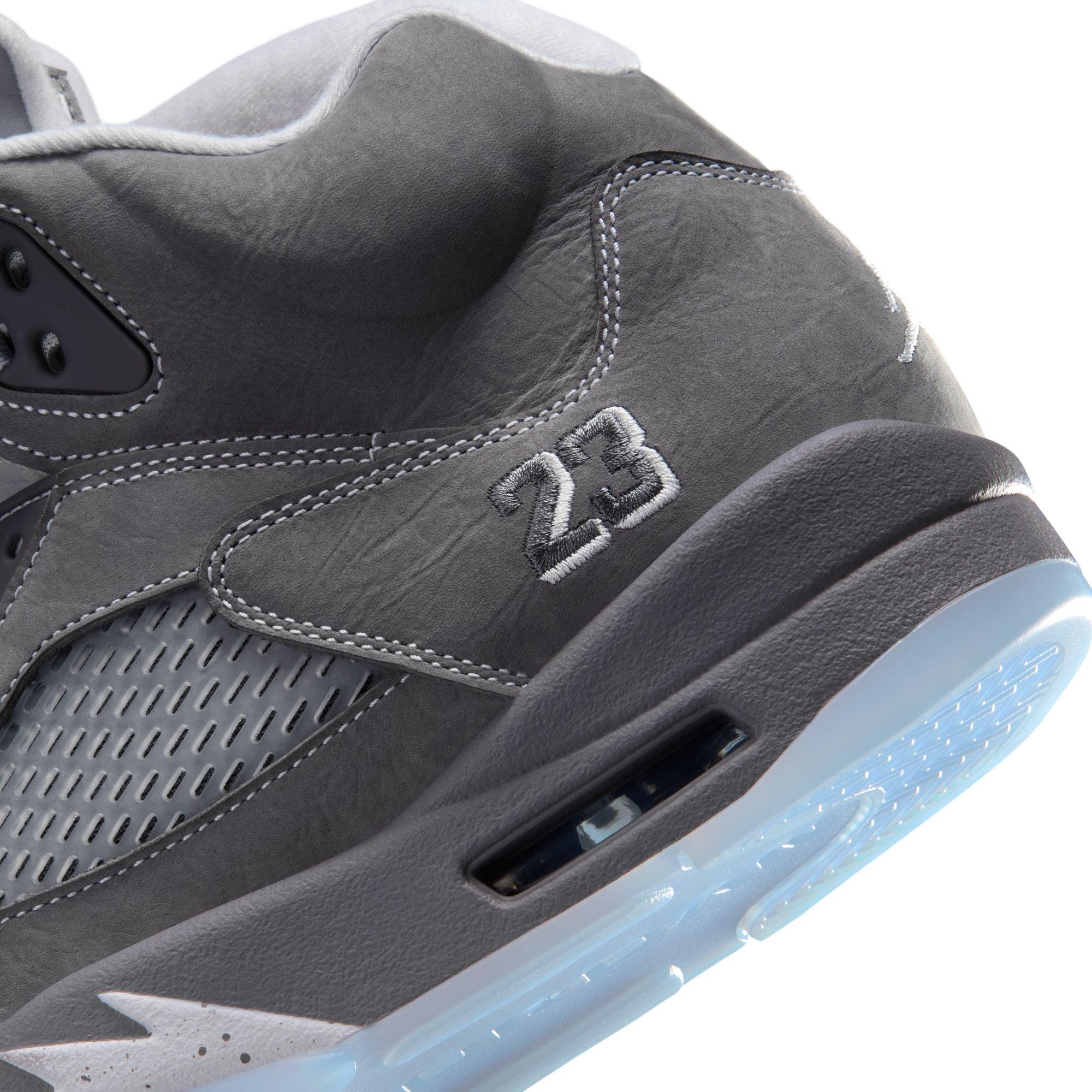 Jordan 5 Retro "Wolf Grey" heel detail