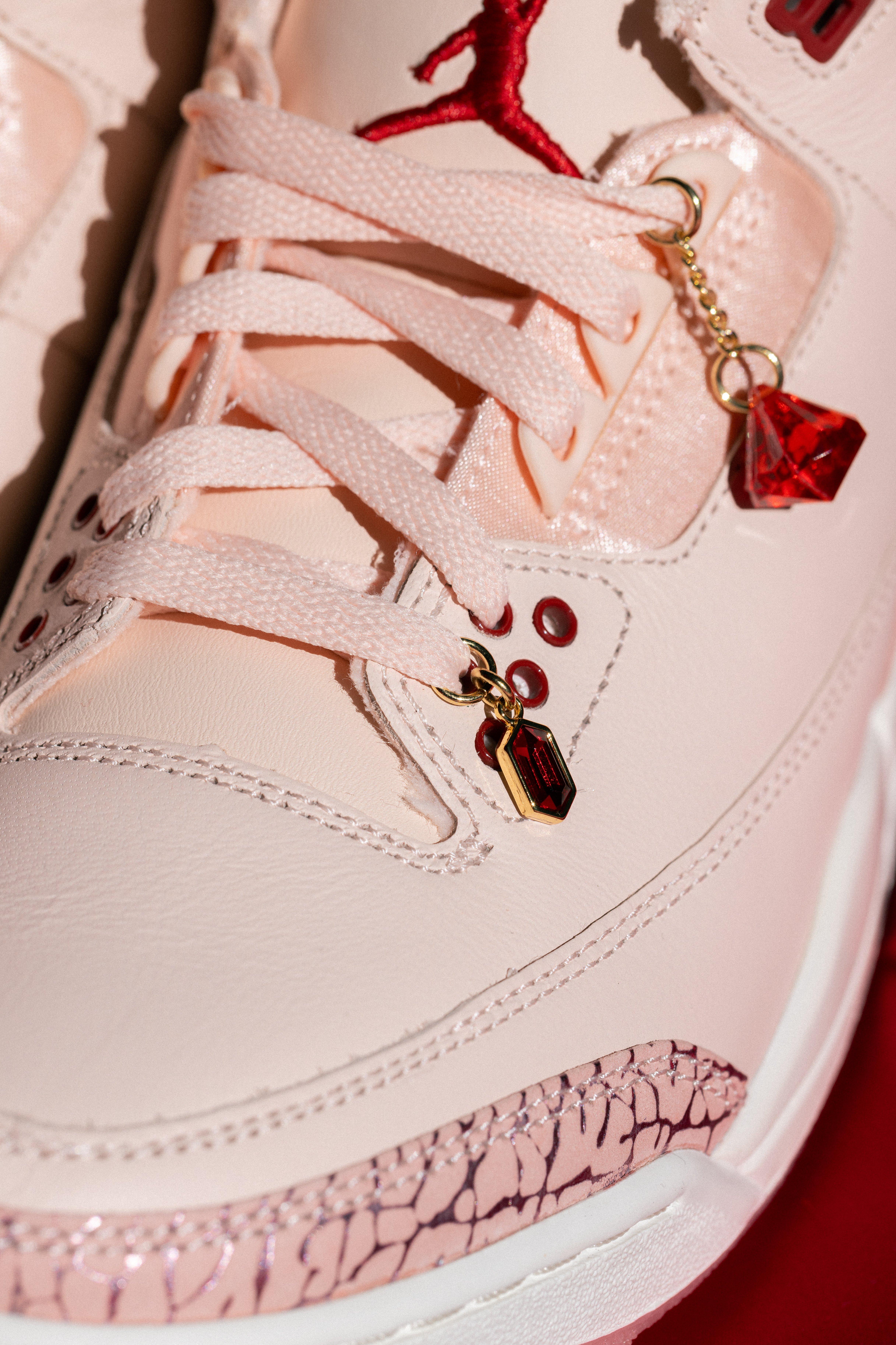 Jordan 3 Retro "Treat Yourself" Lacing Details