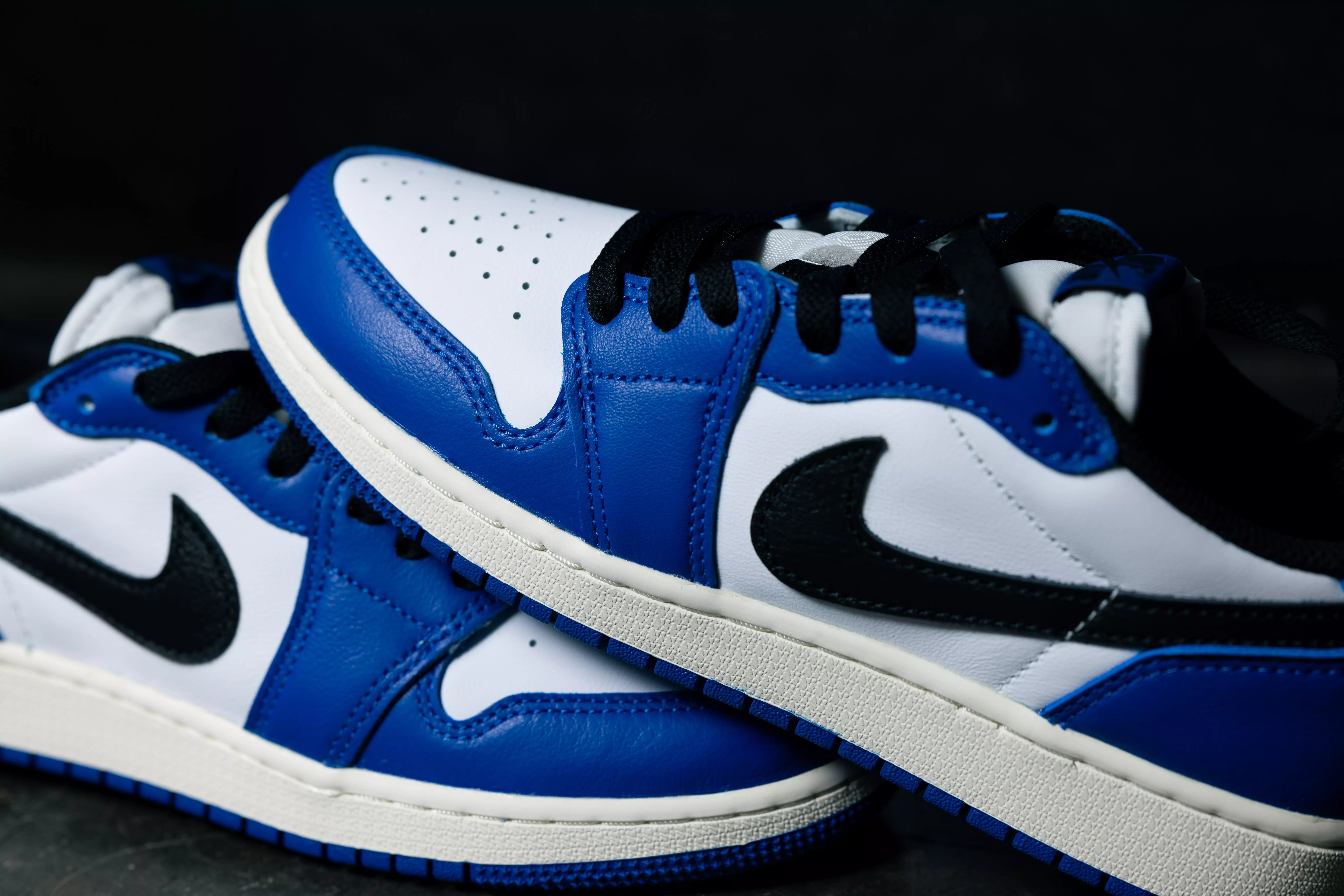 Air Jordan 1 Retro Low OG 