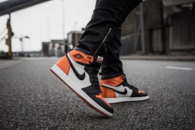 Air Jordan 1 High “Shattered Backboard”