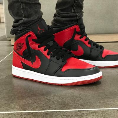 History of the Air Jordan 1 and Dunks - Air Jordan 1 Retro "Yellow Ochre"