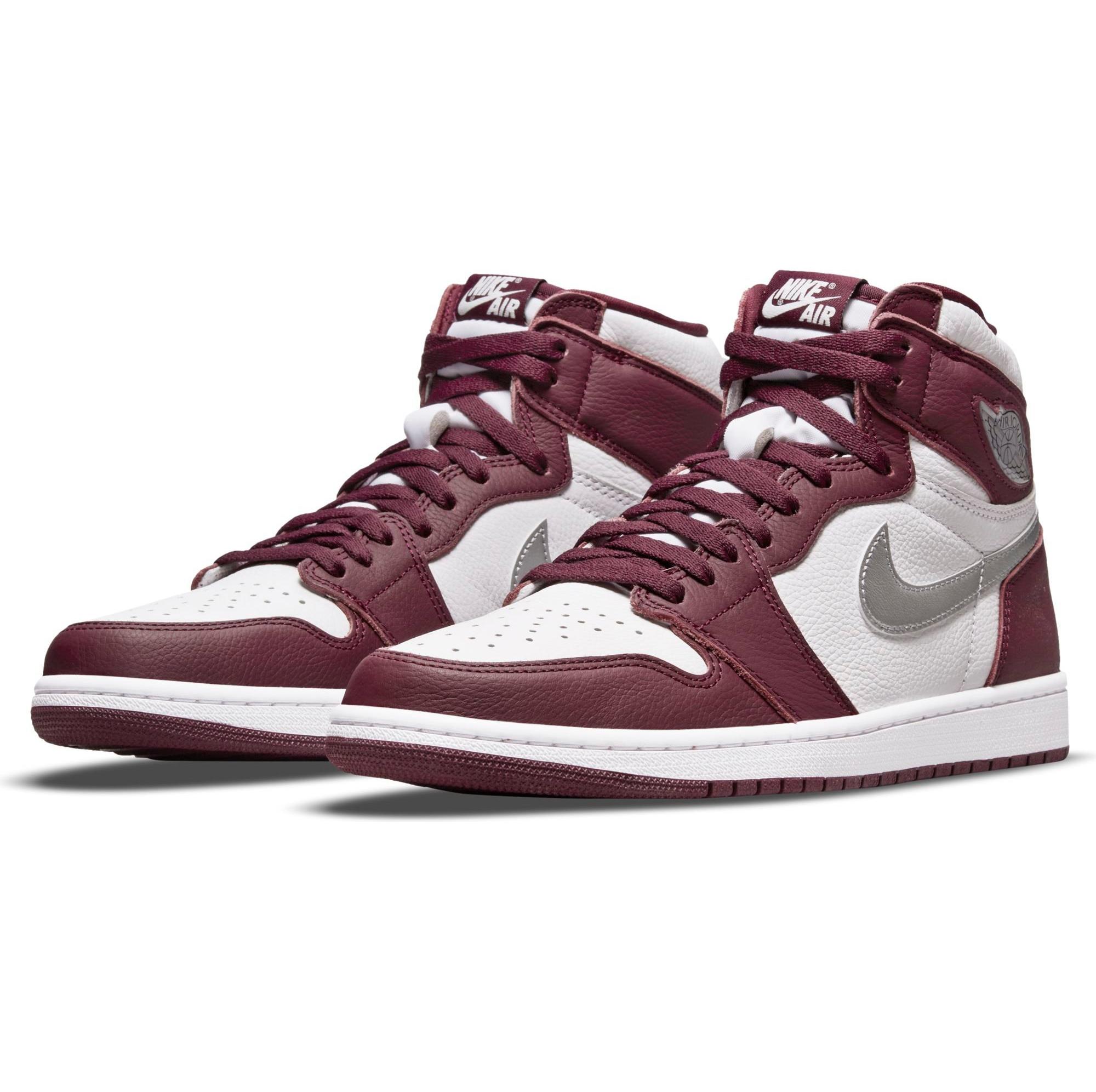 Maroon shop jordan 1s