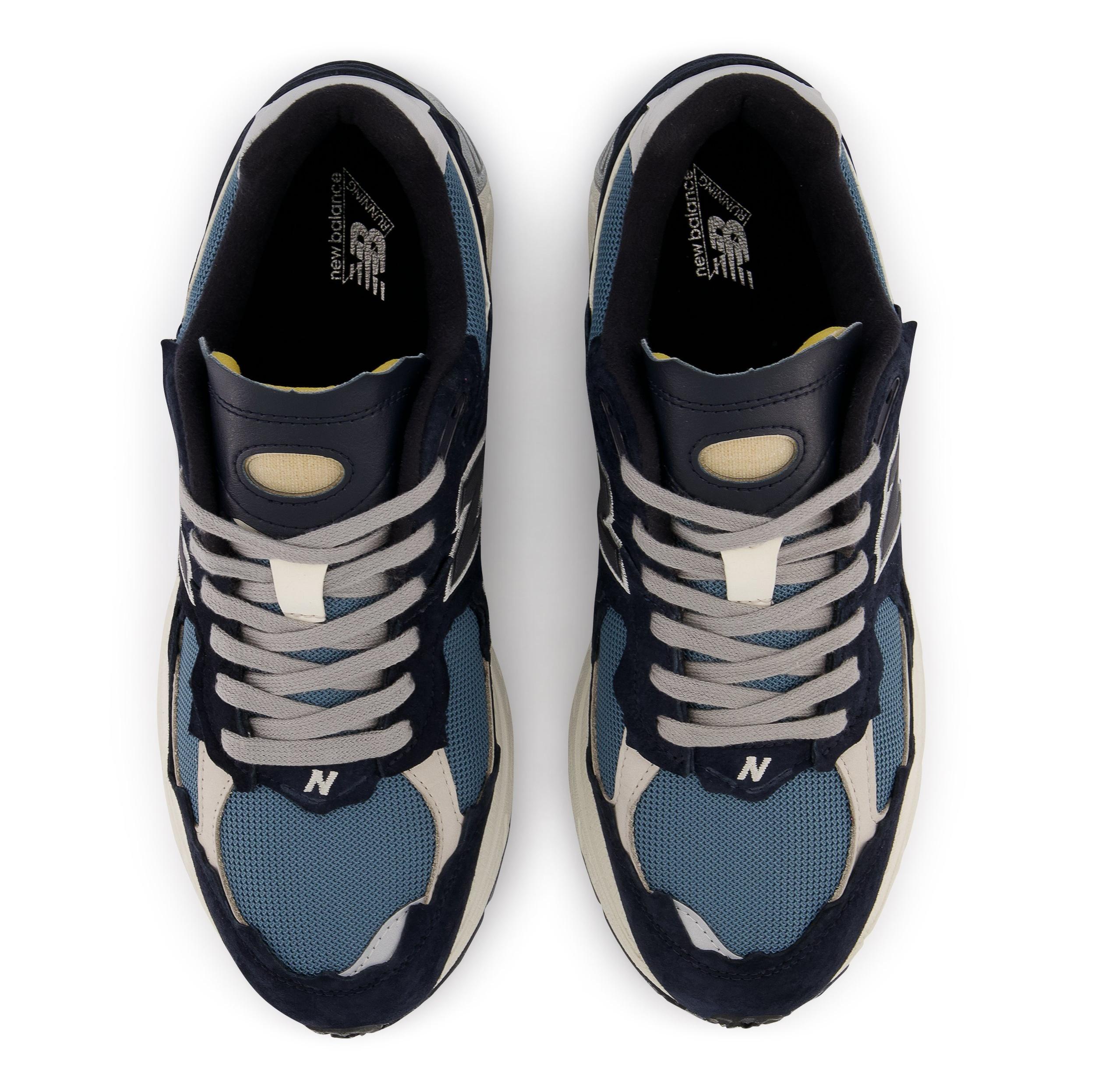 New Balance 2002R top blue