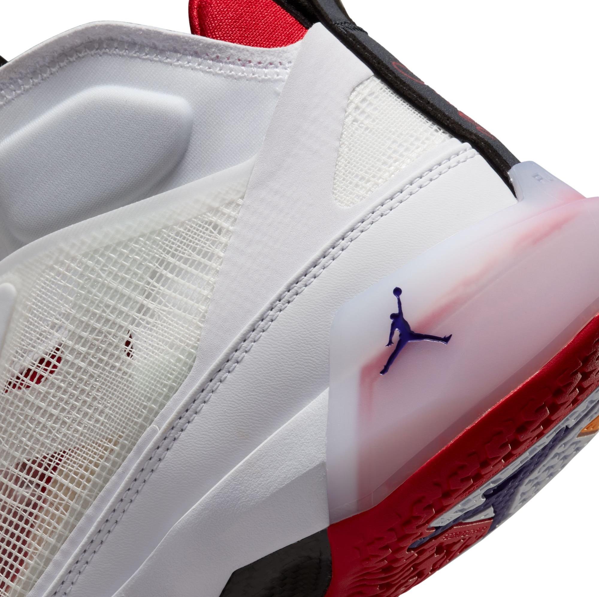 Jordan 27 "Hare" side heel
